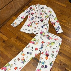 Alice + Olivia floral blazer brand new